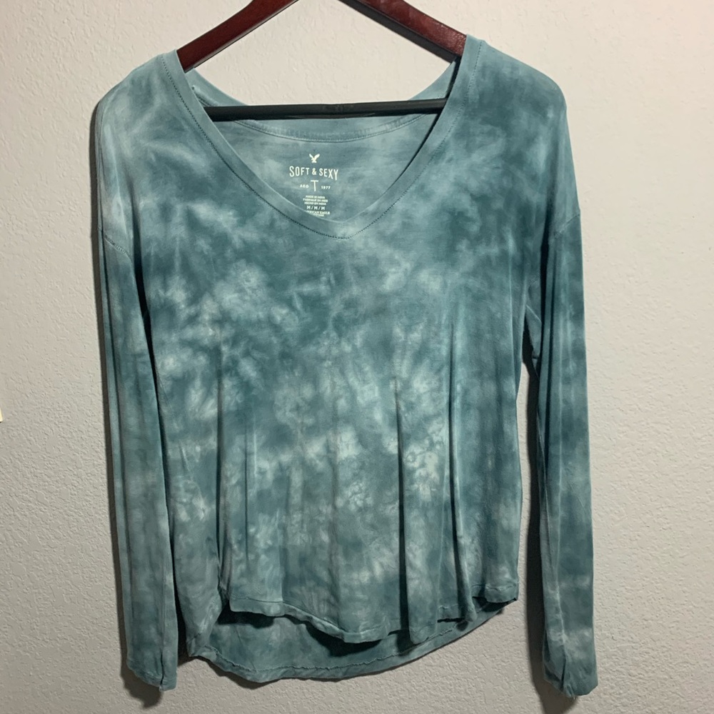 American Eagle Soft & Sexy Tie-Dye V-Neck
